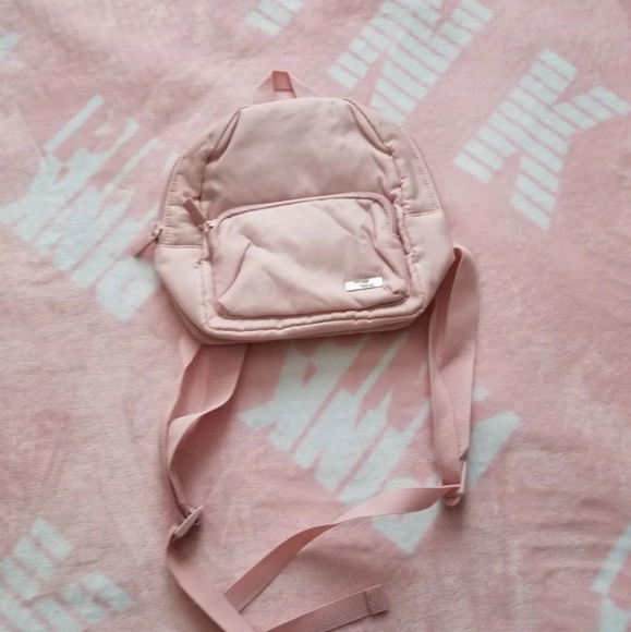 TRADED! VS PINK Ripstop Mini Backpack - Picture 3 of 5